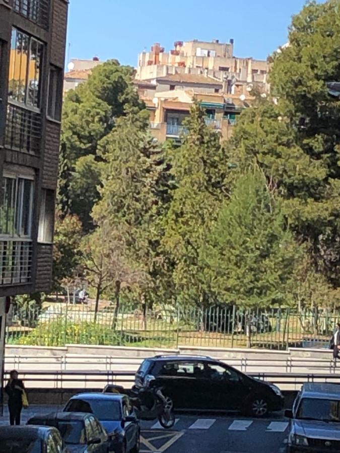 Constitucion Suite Confort D Granada Kültér fotó