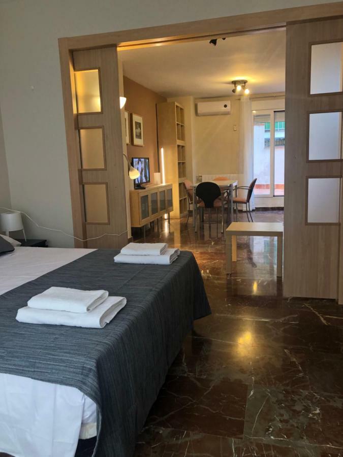 Constitucion Suite Confort D Granada Kültér fotó